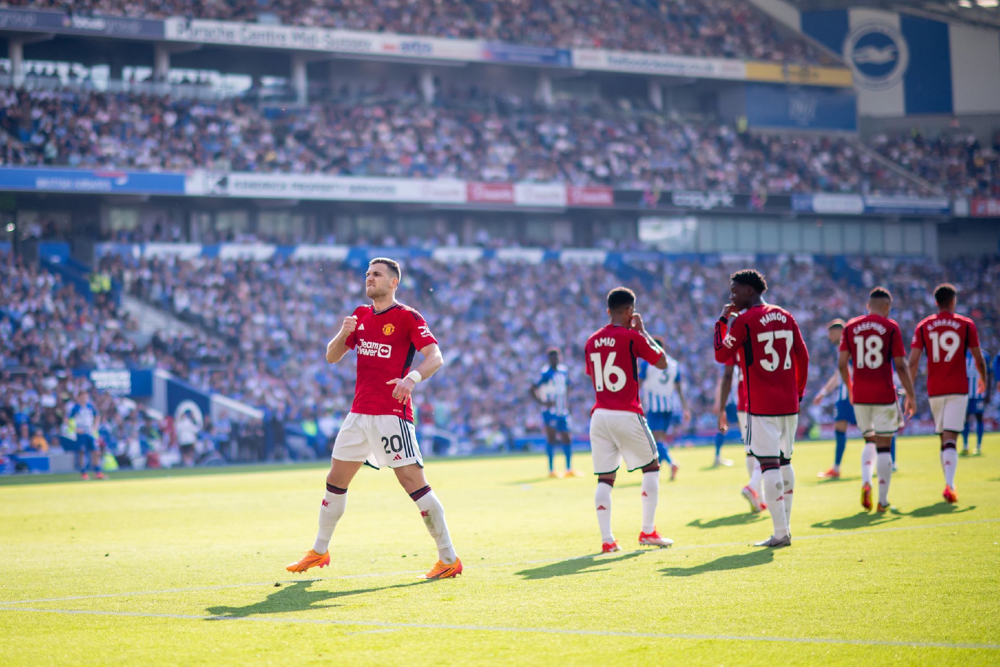 登贝莱与劳 登贝莱与劳